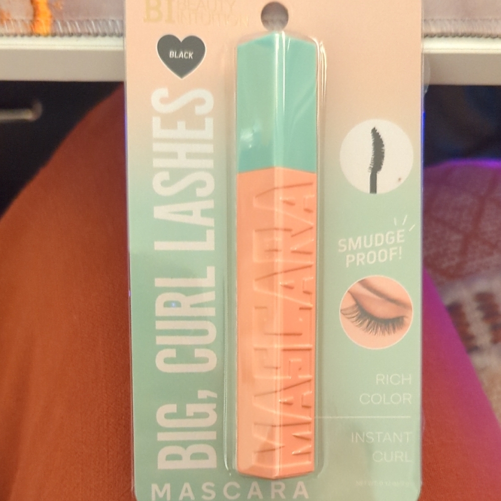 Big, Curl Lashes Mascara - Black